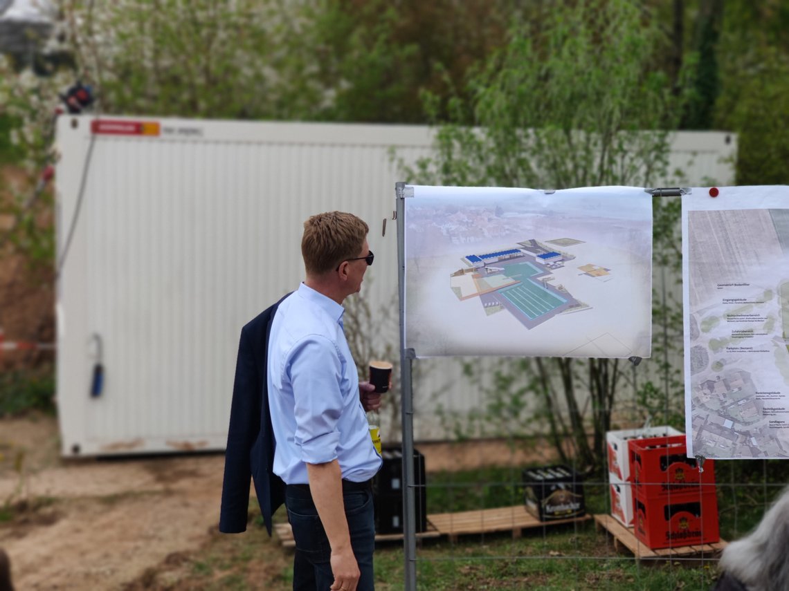 Besichtigung der Baustelle Freibad Grebenstein